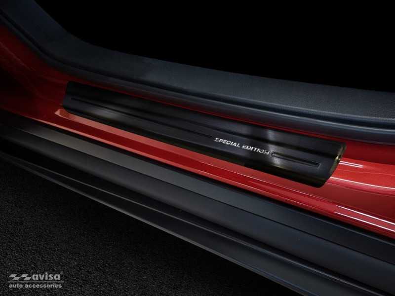 Prahové lišty Mazda CX-30 2019- (Special Edition