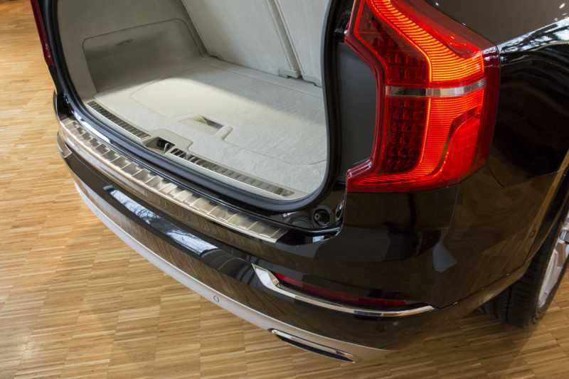Ochranná lišta hrany kufru Volvo XC90 2015- Avisa