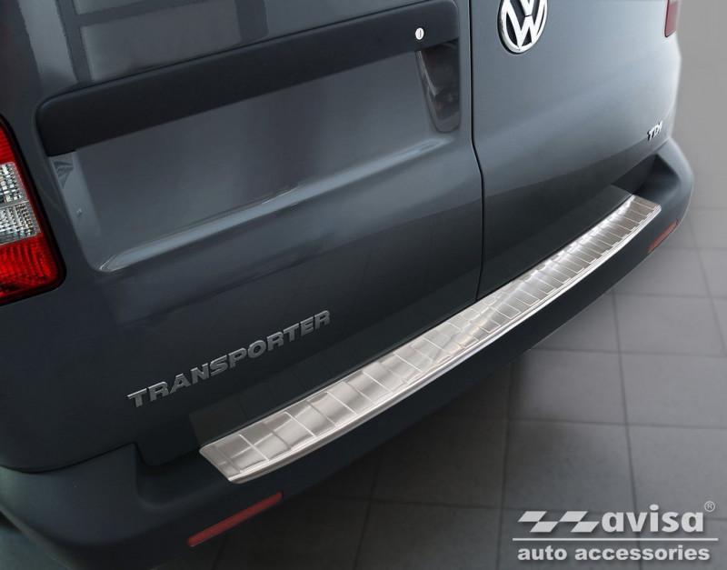 Ochranná lišta hrany kufru VW Transporter T5 2003-2015 (otevírání do strany) Avisa