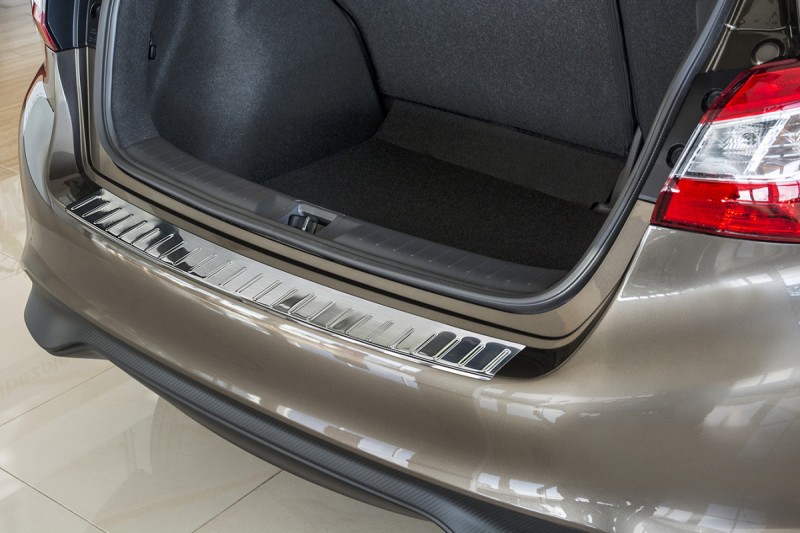 Ochranná lišta hrany kufru Nissan Pulsar 2014-2018 Avisa