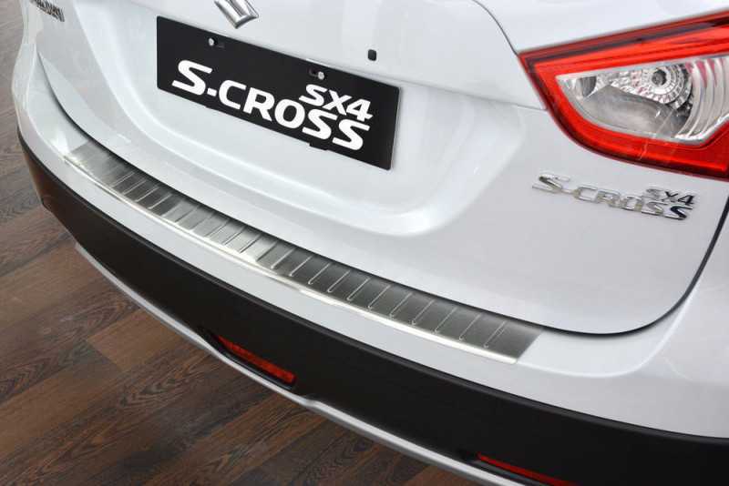 Ochranná lišta hrany kufru Suzuki SX4 S-Cross 2013-2021 Avisa