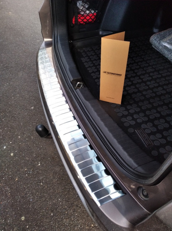 Ochranná lišta hrany kufru Honda CR-V 2015-2018 Avisa