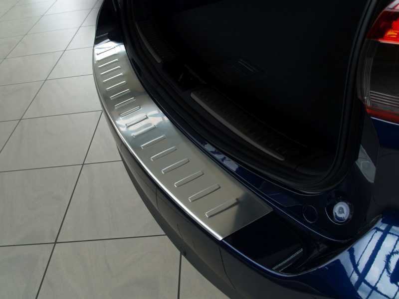 Ochranná lišta hrany kufru Mazda 6 2012- (combi) Avisa